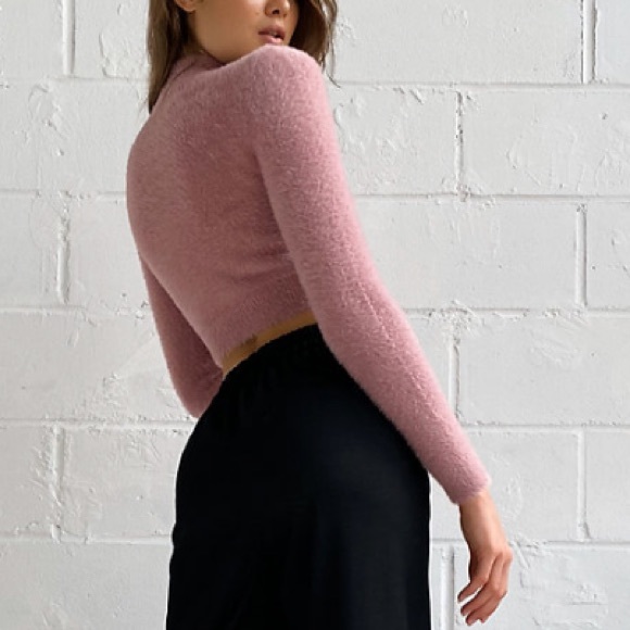 Aritzia - Sunday best mock neck - Picture 7 of 7